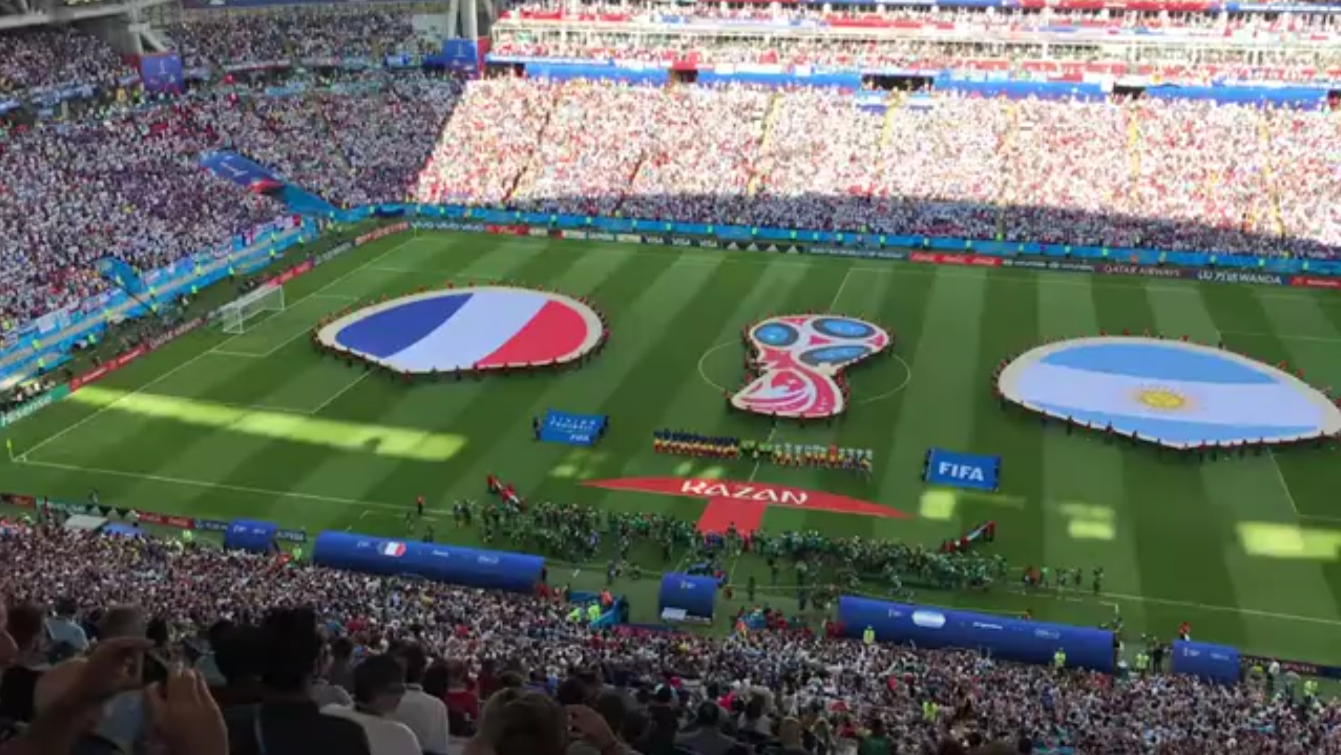 球舞台上
